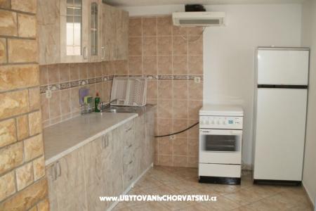 Apartments Zubčić photo 4