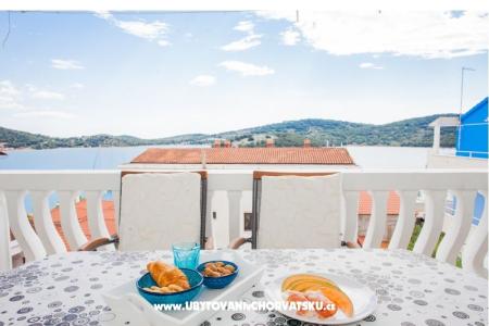 Apartments Barbara Tisno photo 4