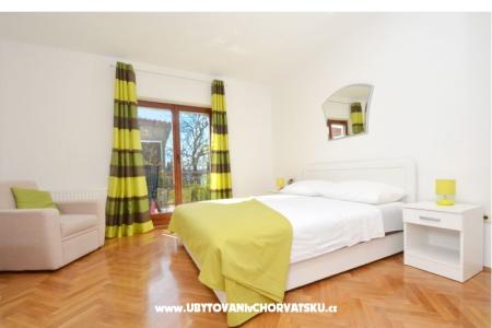 Apartments Ana i Vinka photo 2