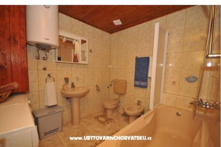 Apartment Elena photo 4