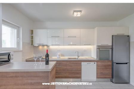 Apartment DUNJA photo 5