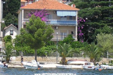 Apartments Bareta Trogir Croatia
