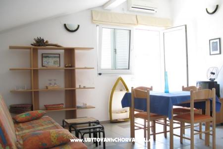 Apartments Jelena photo 2