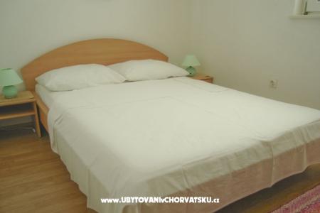 Apartments Jelena photo 4