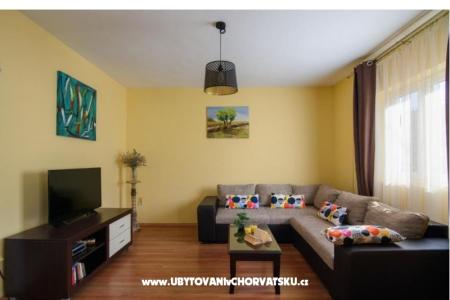 Apartments Karmen photo 3