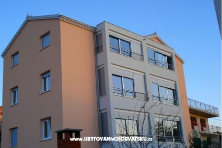 Apartments Linda photo 2