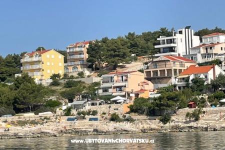 Apartments Neda Parežanin Trogir Croatia