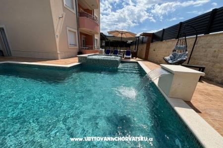 Apartments Villa Peky photo 4
