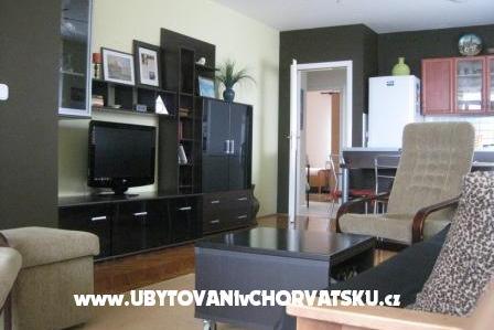 Apartment  photo 2