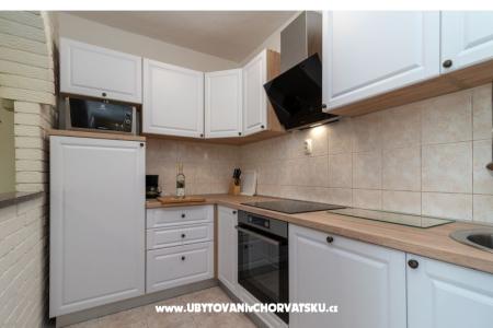 Apartment Grigic photo 4