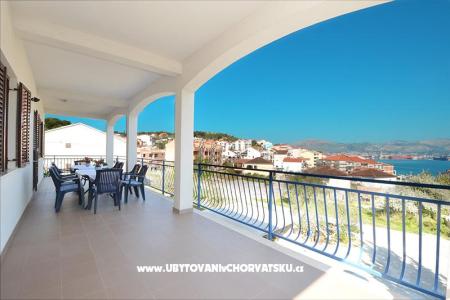 Apartments Bluehouse Trogir Croatia