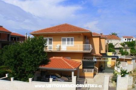 Apartments Mario photo 2