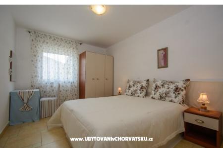 Apartments SUNNY photo 2