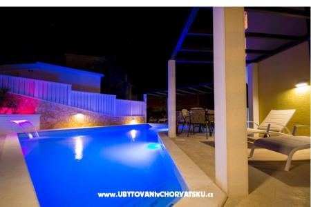 Apartments Tomislav photo 2