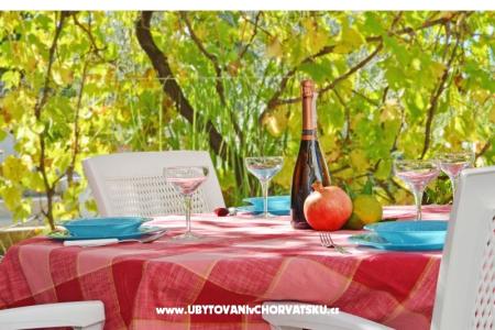 Apartmets Villa Maslina photo 4