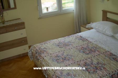 Carmen Apartments photo 5