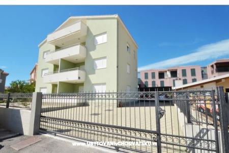 Simba Apartments photo 4