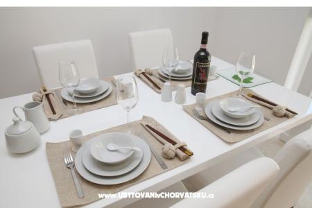 Villa IRIS photo 3