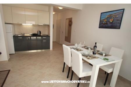 Villa IRIS photo 4