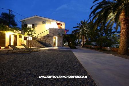 Villa Verandah photo 2