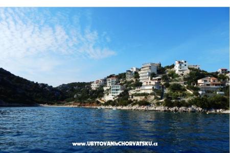 Beachfront apartments Maria Ljublje photo 5