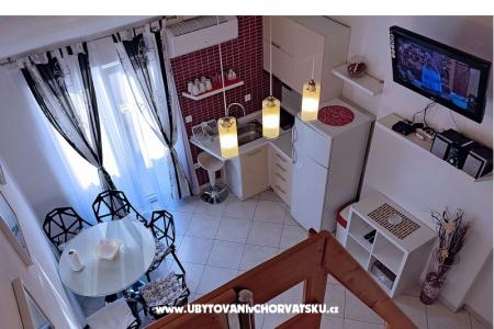 Apartments Tucepi Jakić photo 2