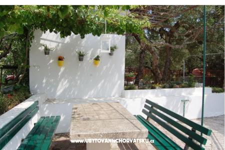Apartments Šarić photo 2