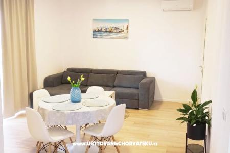 Apartments Mladen photo 3