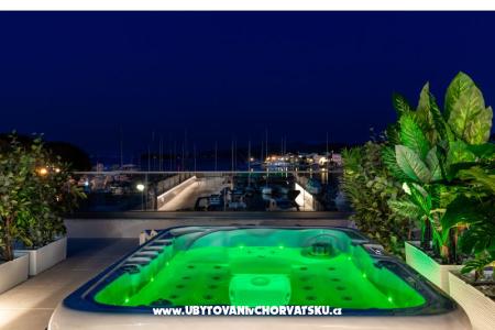 Apartments Dora Kukljica  photo 3