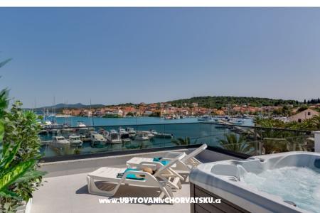 Apartments Dora Kukljica  photo 5