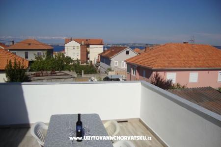 Apartments Longin photo 4