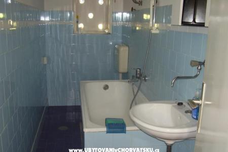 Sea house photo 4