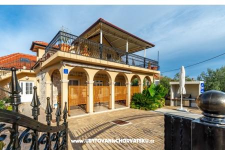 Vacation house  *** – Island of Ugljan Croatia