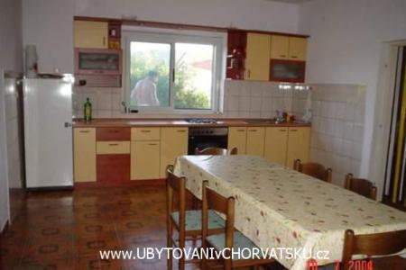 Apartments Perutović photo 4