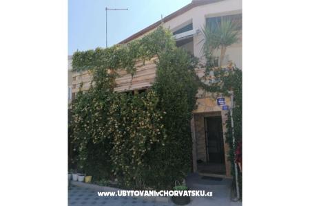 Apartment Vir photo 2