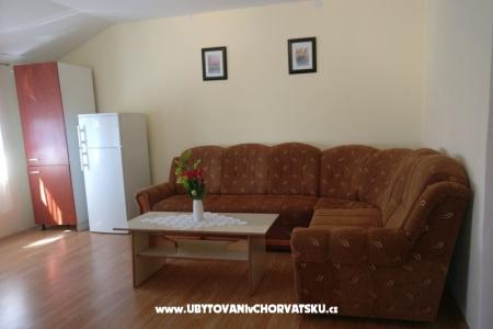 Apartment Alen - Vir  photo 2