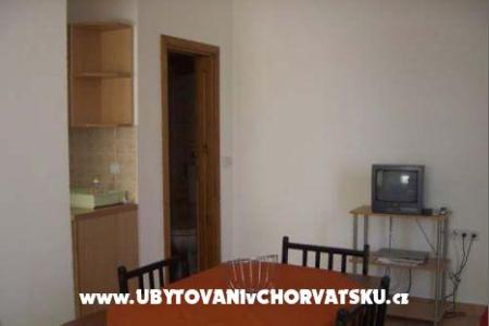 Apartments Ana photo 3