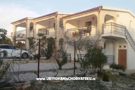 Apartments Samanta Vir photo 2