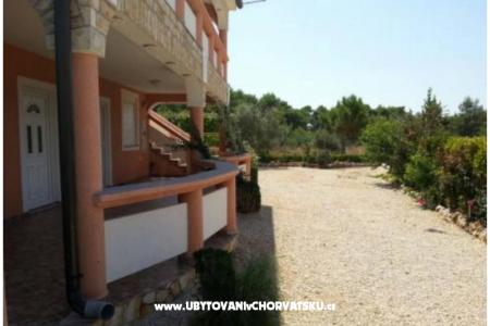 Apartments Zarko photo 3