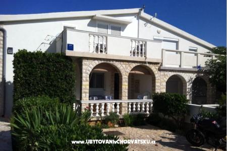 Apartment IVA - VIR Island of Vir Croatia