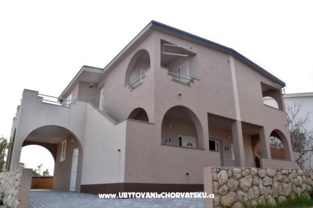 Apartments Orešić photo 5