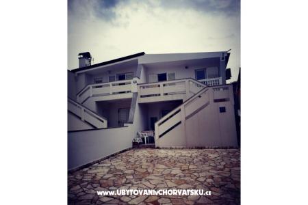 Apartments Vlašić Island of Vir Croatia