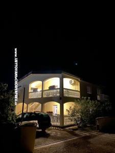 APARTMANI HELENA OASIS VIR photo 2