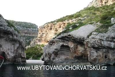 Apartments Uskoci photo 4