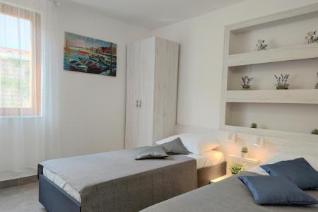 Apartments Lac - House Rak photo 5