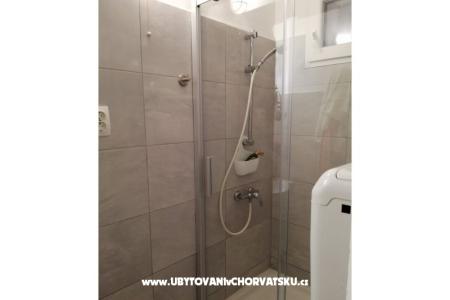 Leandra Rooms &amp; Apartment photo 3