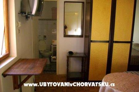 Leandra Rooms &amp; Apartment photo 5