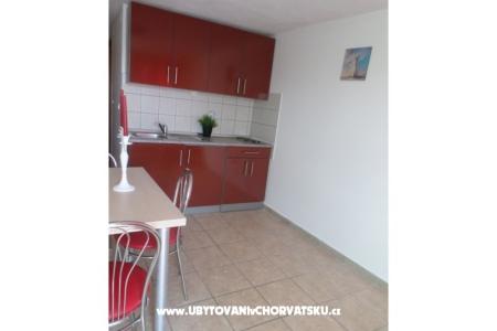 Apartments Bisserka photo 2