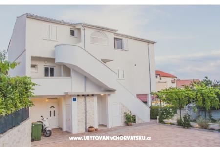 Apartments Ines Vodice Croatia