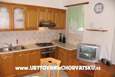 Apartments Jela photo 4